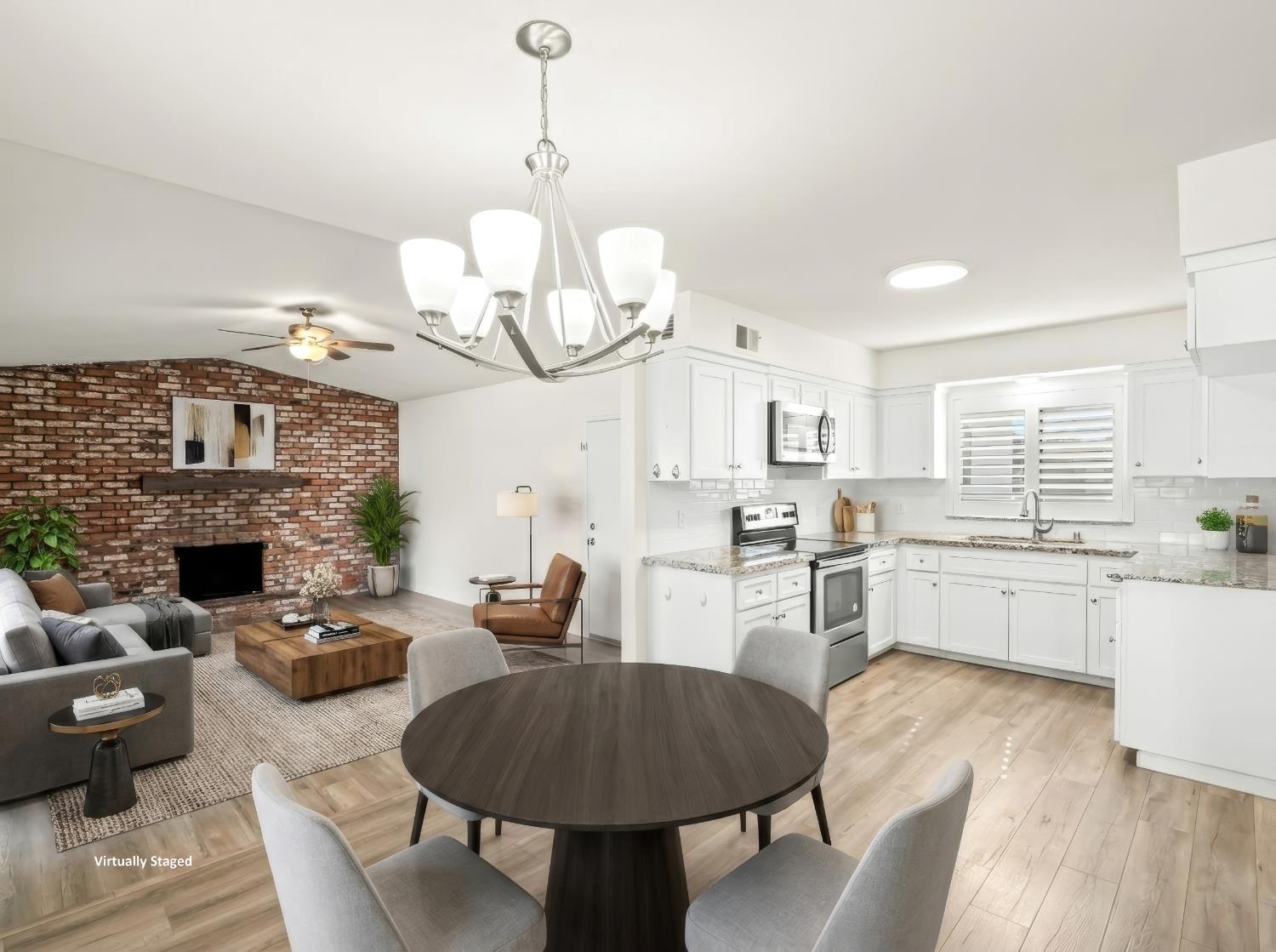 2239 Sunnyside Ave, Clovis, CA 93611