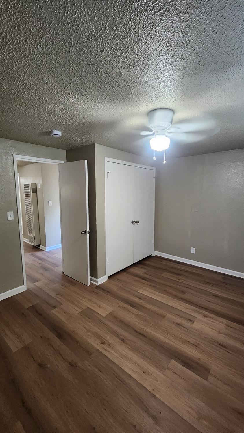 301 Braden Ave, Hanford, CA 93230