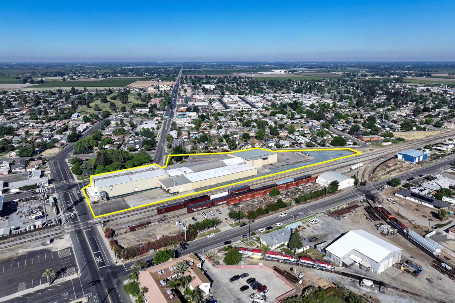 301 N G St, Exeter, CA 93221