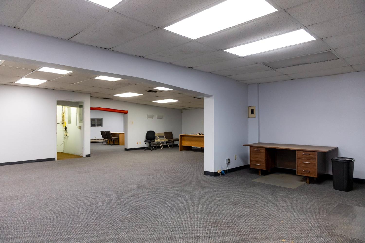 301 N G St, Exeter, CA 93221
