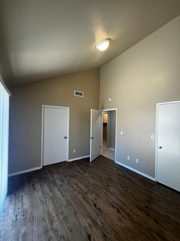 7117 N Antioch Ave, Fresno, CA 93722