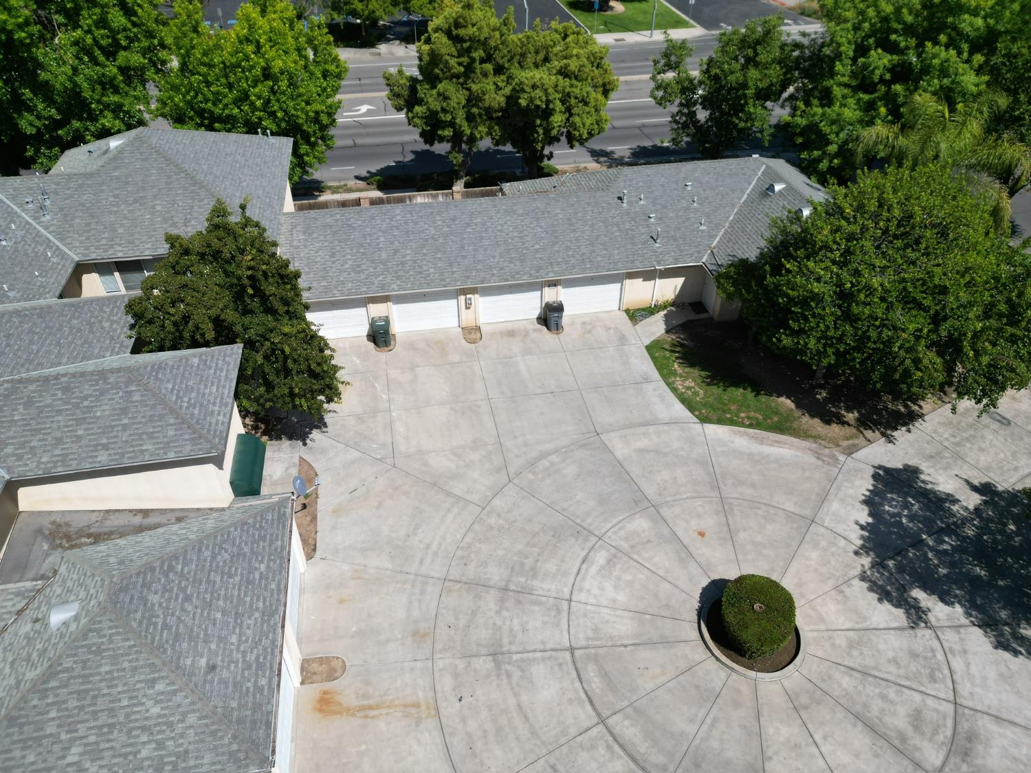 7127 N Antioch Ave, Fresno, CA 93722