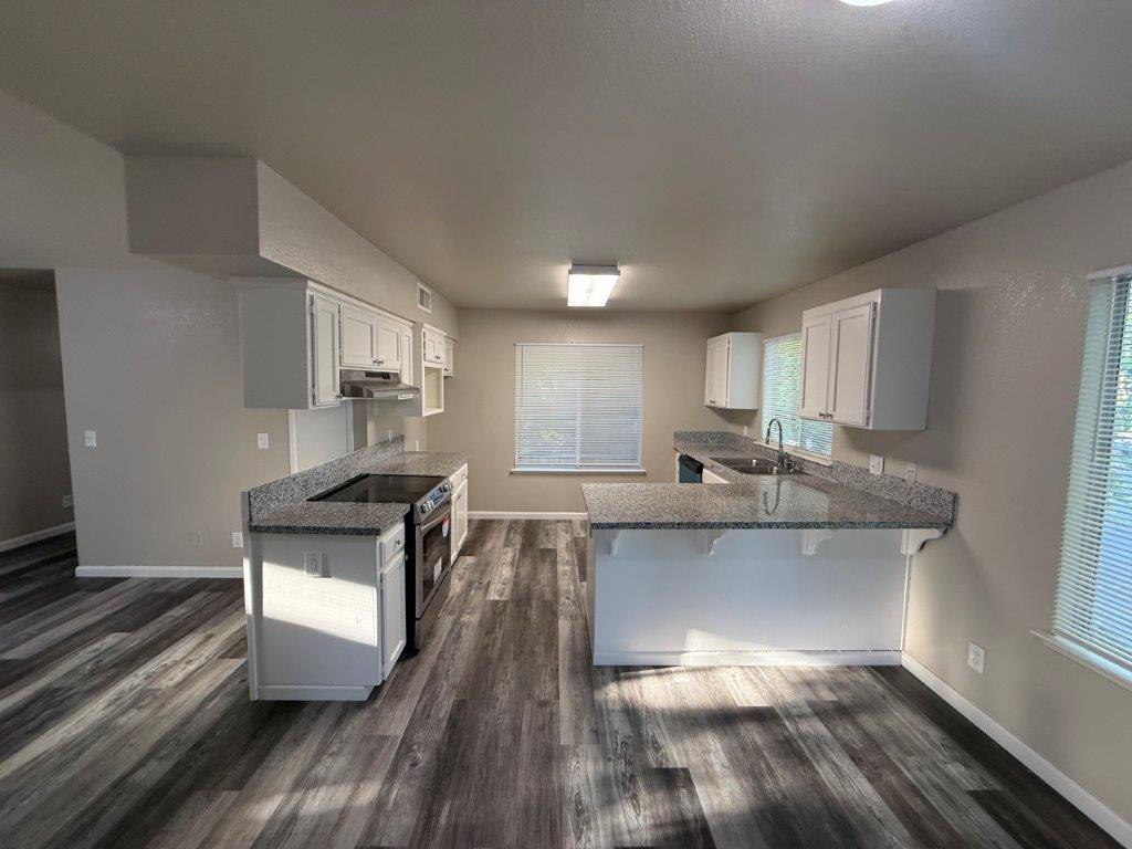 7127 N Antioch Ave, Fresno, CA 93722