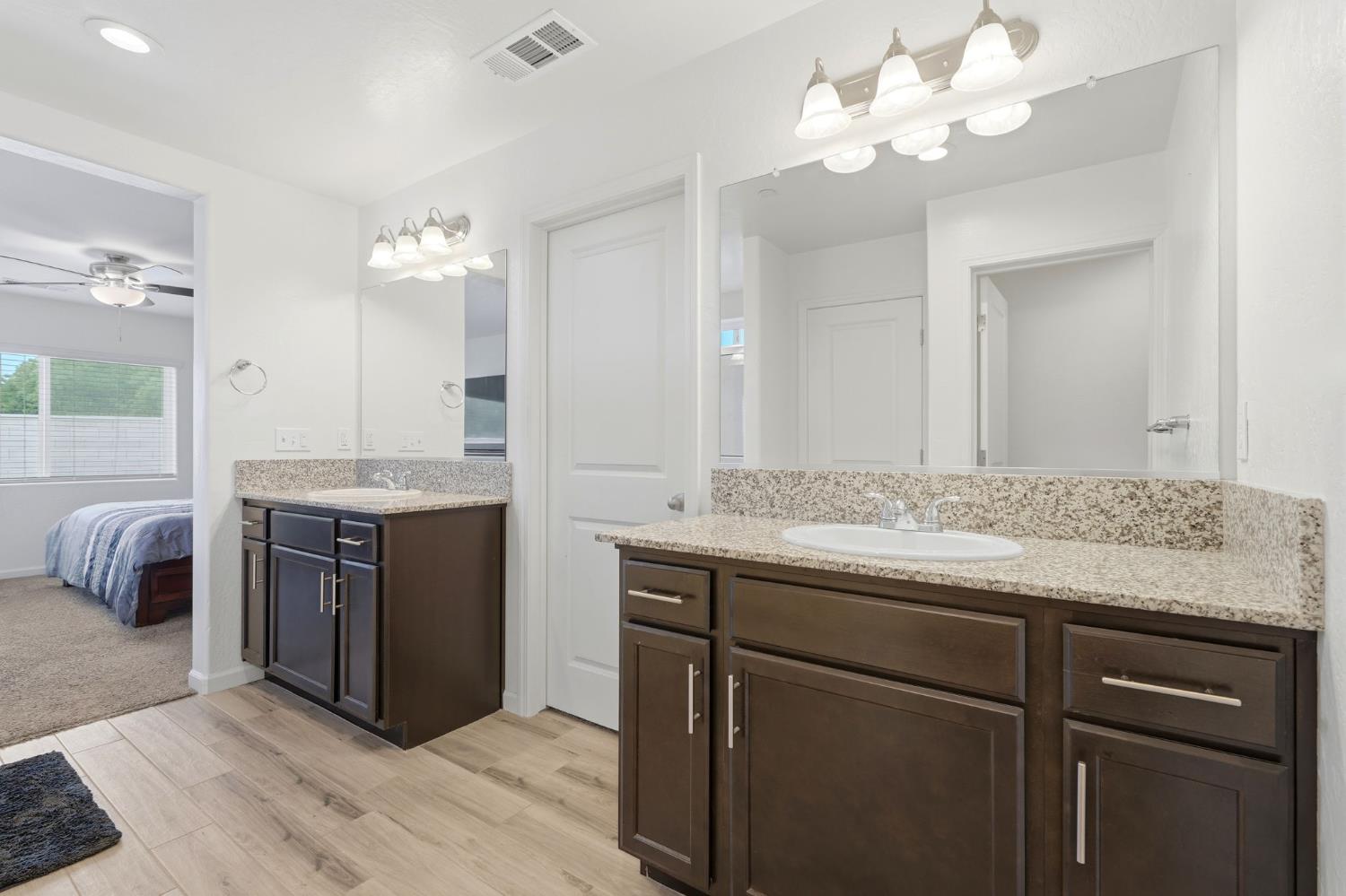 2198 W Ambassador Way, Hanford, CA 93230