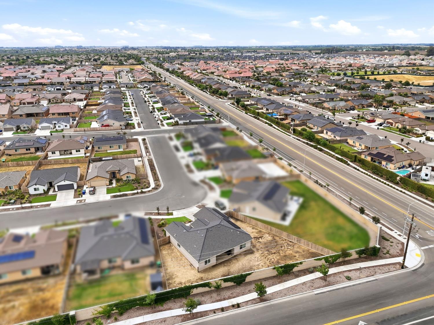 2198 W Ambassador Way, Hanford, CA 93230