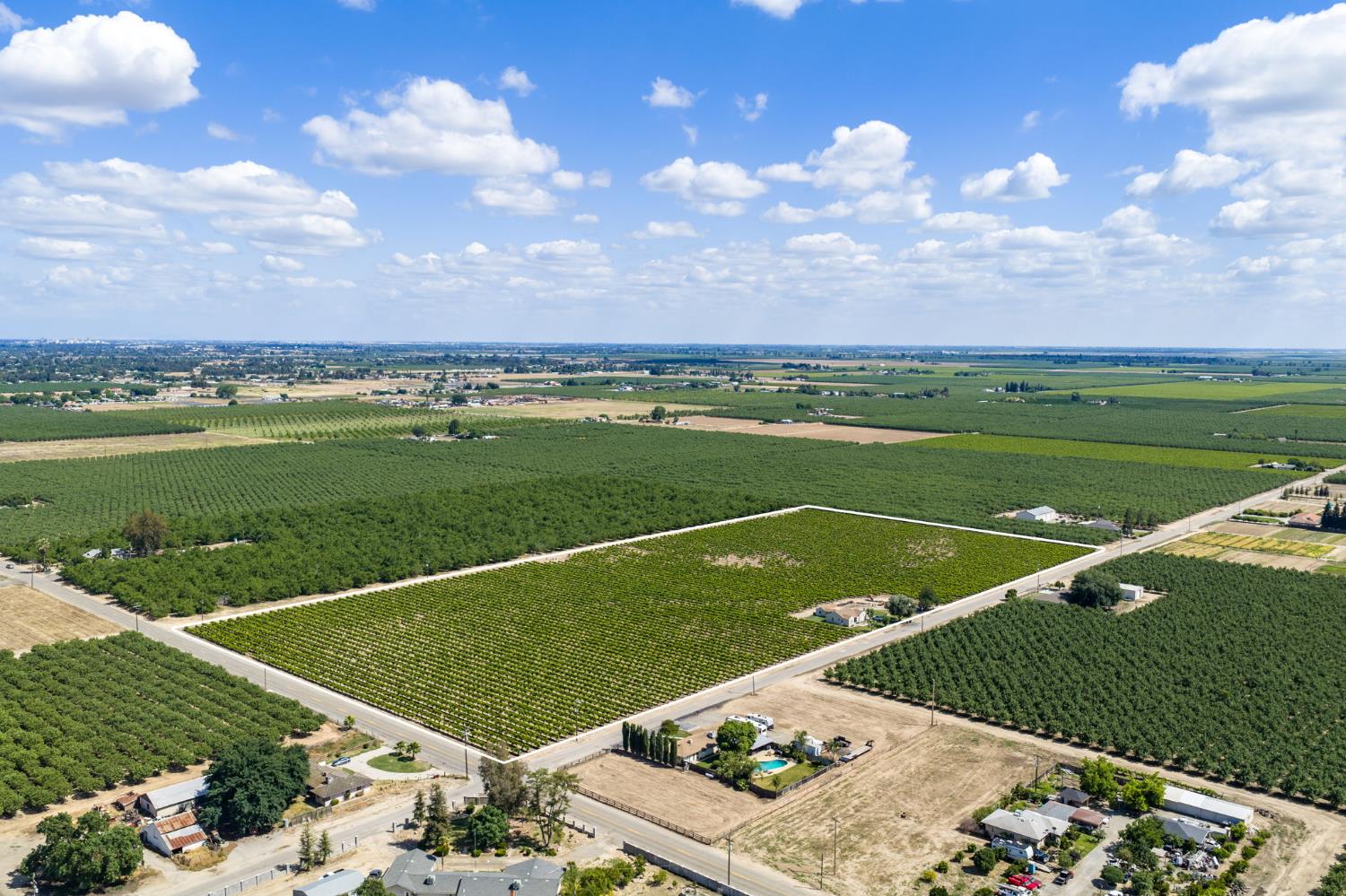 2854 N Monroe Ave, Fresno, CA 93723