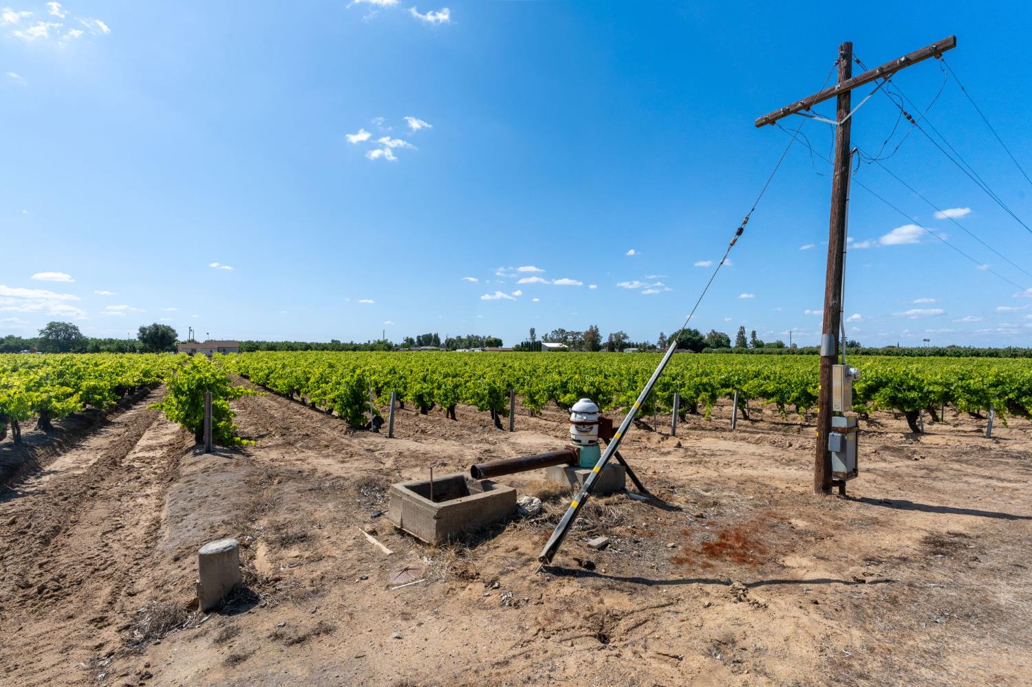 2854 N Monroe Ave, Fresno, CA 93723