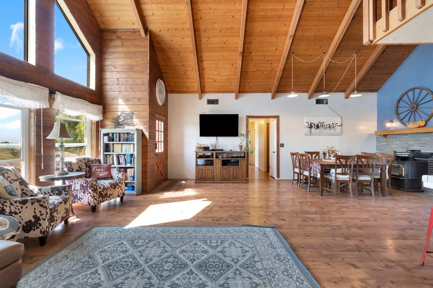 39523 Road 406, Madera, CA 93636