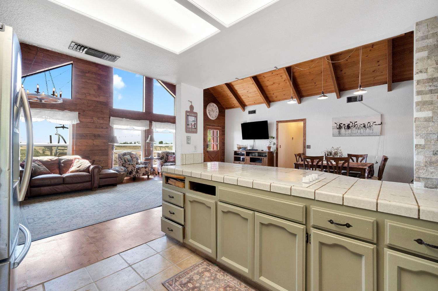 39523 Road 406, Madera, CA 93636