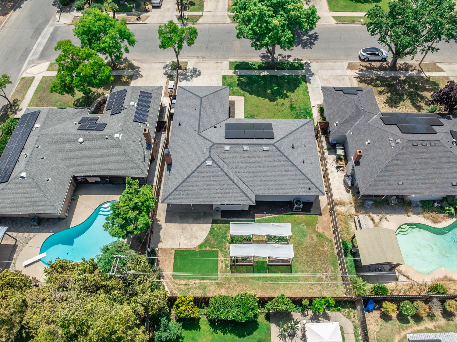 772 E Sample Ave, Fresno, CA 93710