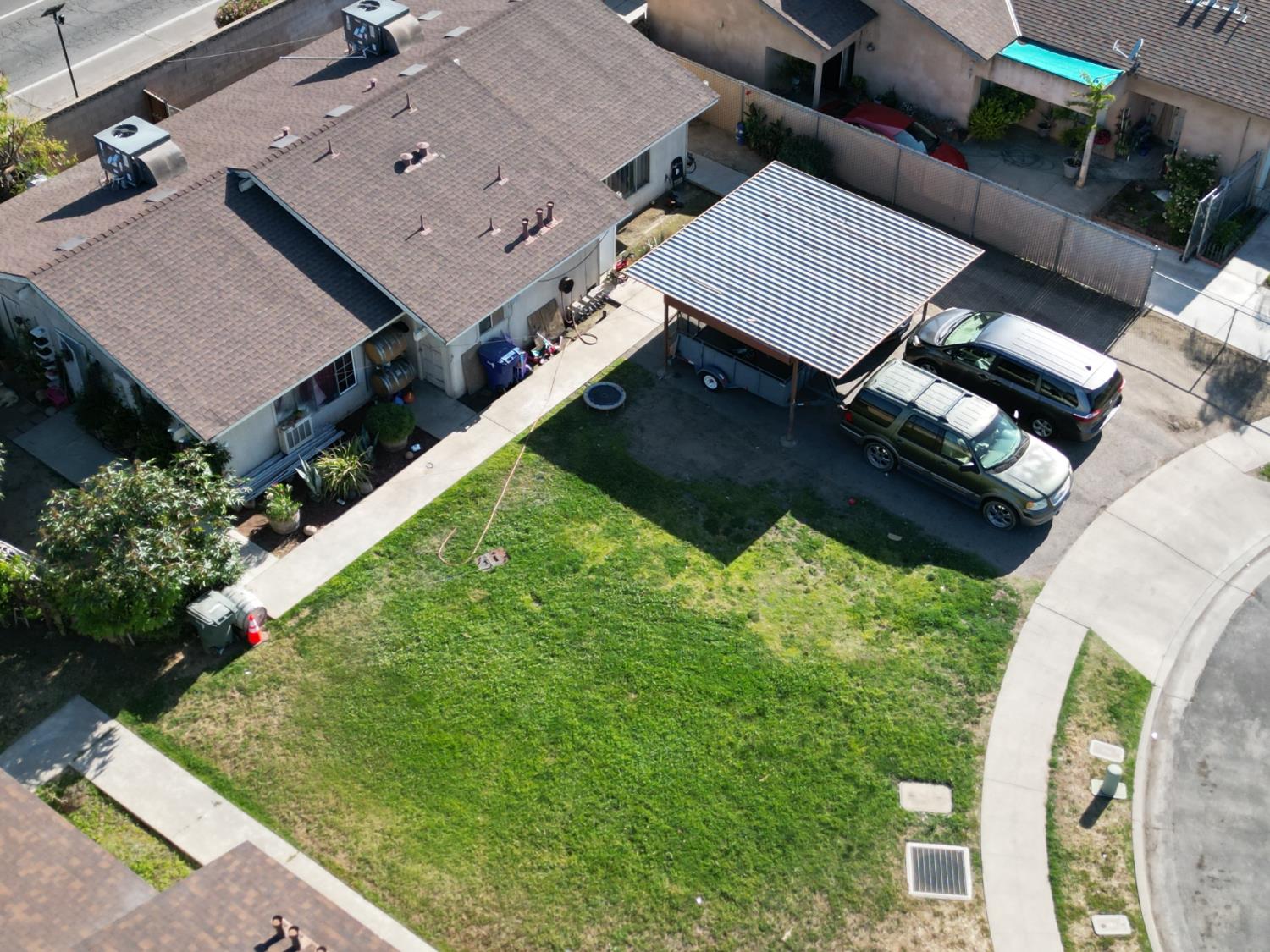 4778 E Hoxie Ave, Fresno, CA 93725
