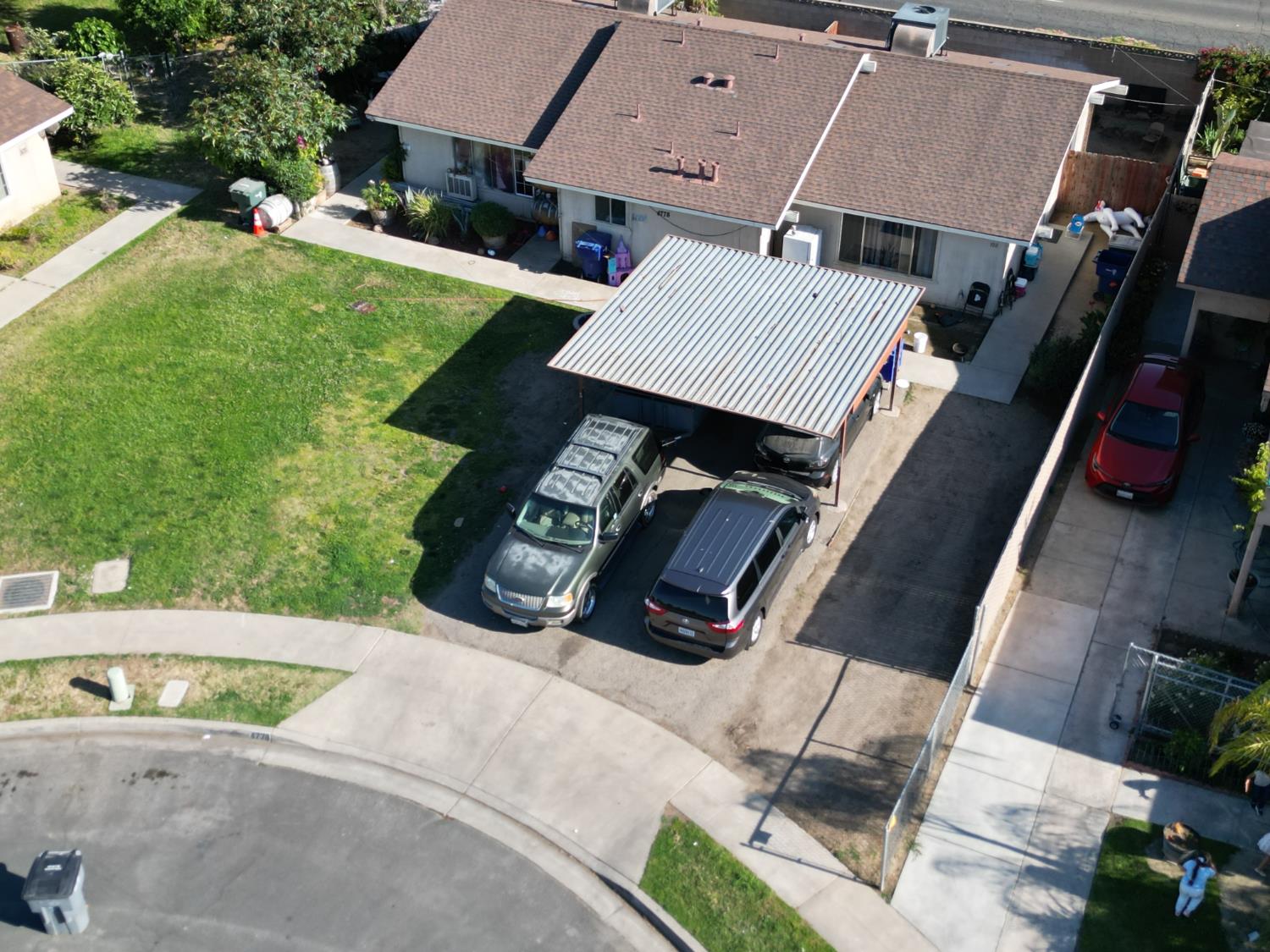 4778 E Hoxie Ave, Fresno, CA 93725