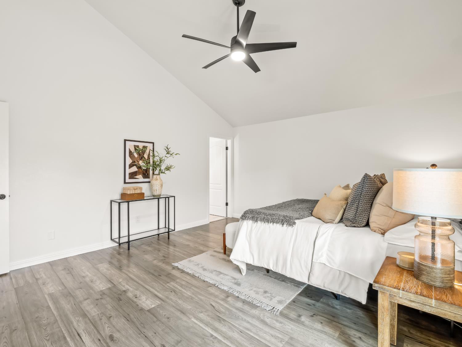 2386 Polson Ave, Clovis, CA 93611