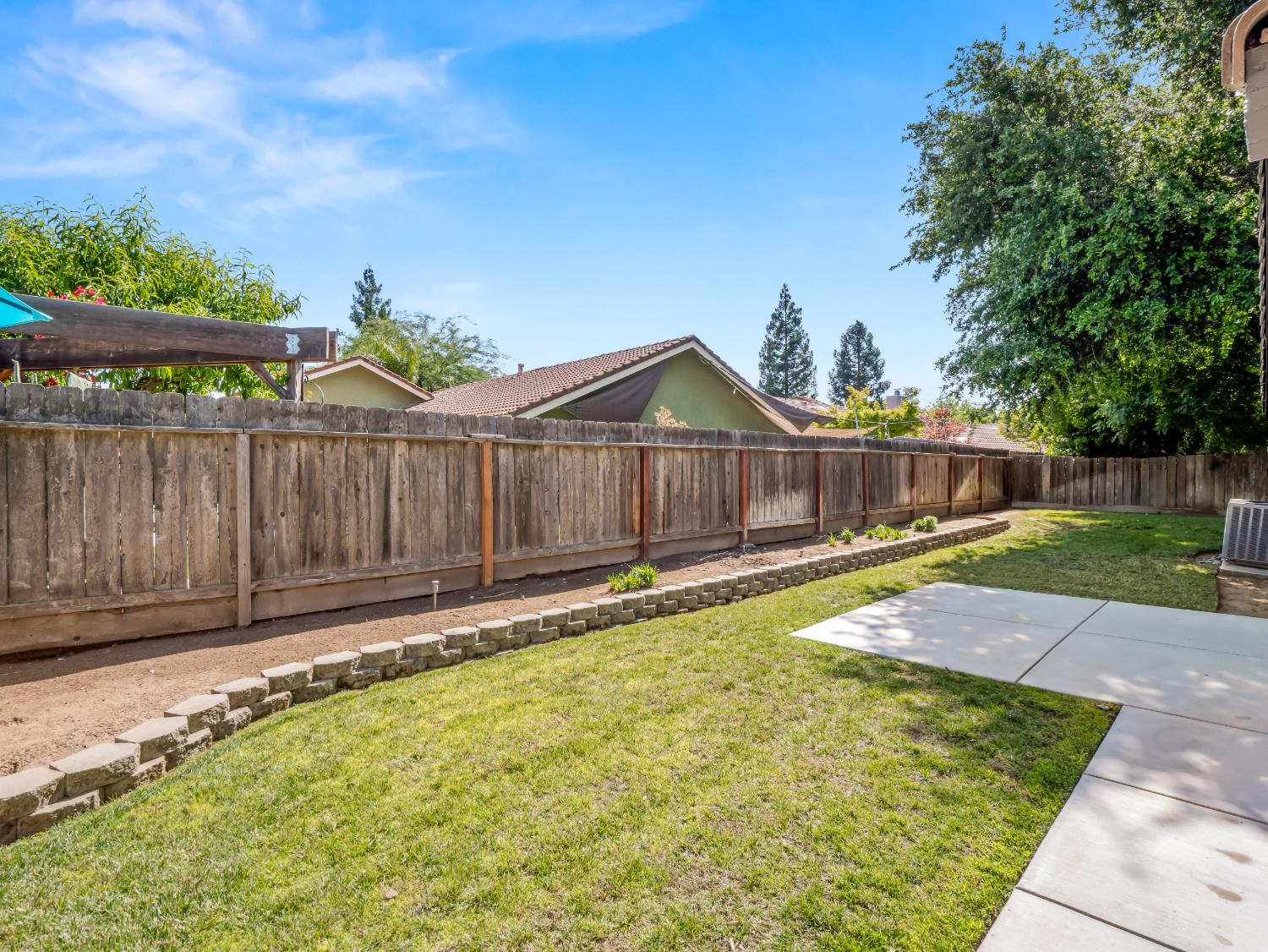 2386 Polson Ave, Clovis, CA 93611