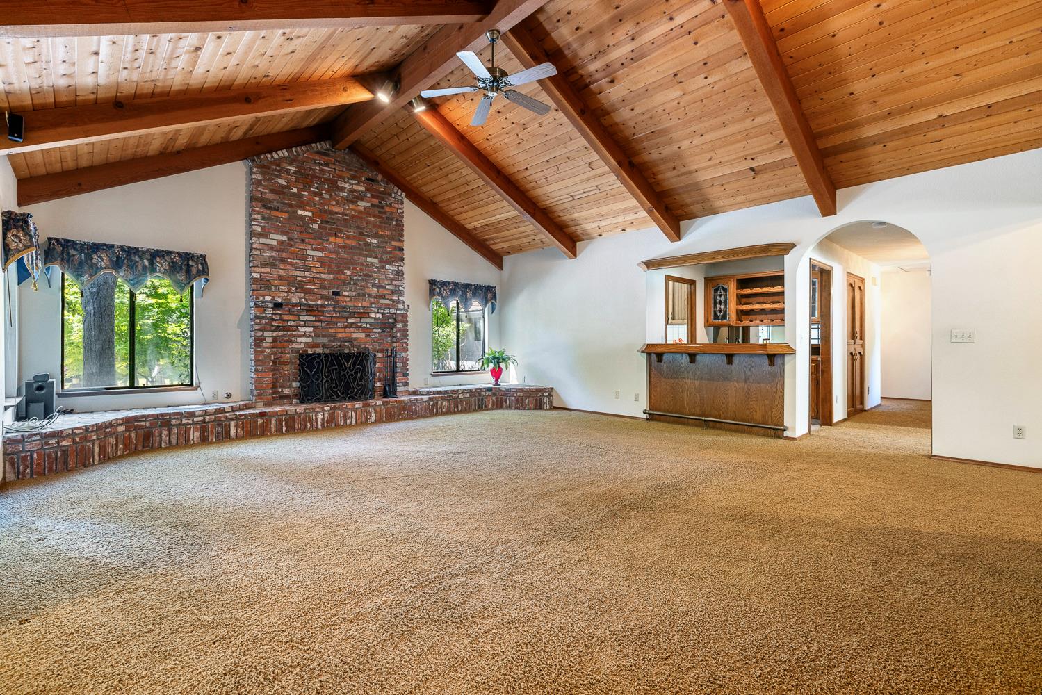 255 E shepherd Ave, Fresno, CA 93720