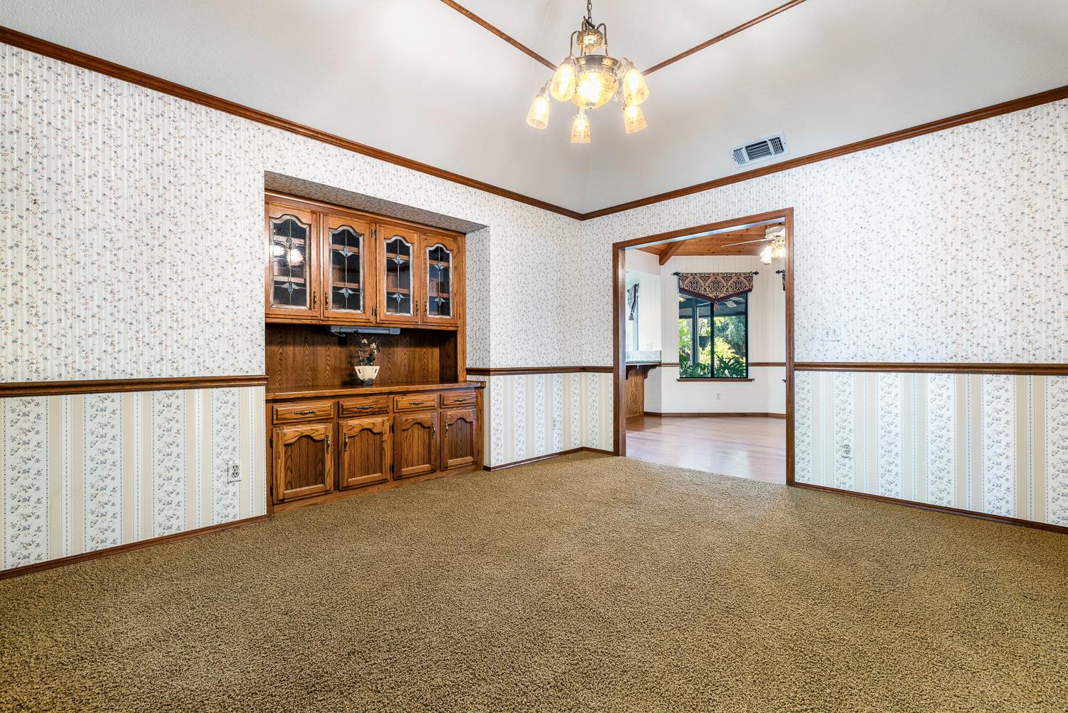 255 E shepherd Ave, Fresno, CA 93720