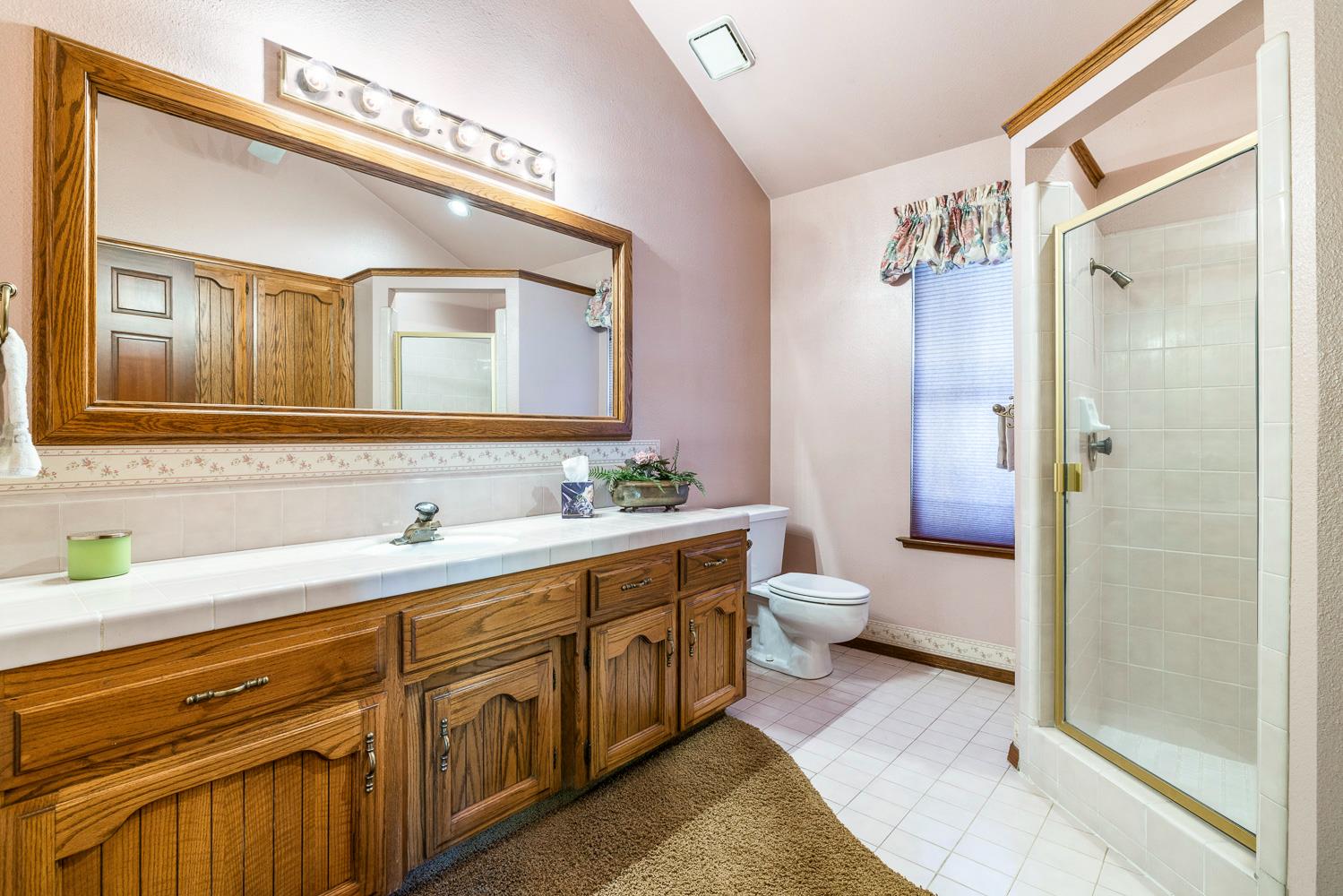 255 E shepherd Ave, Fresno, CA 93720