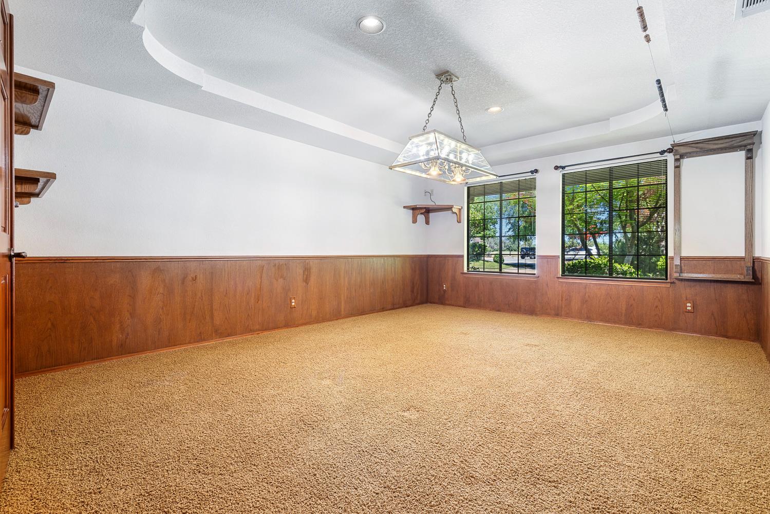 255 E shepherd Ave, Fresno, CA 93720