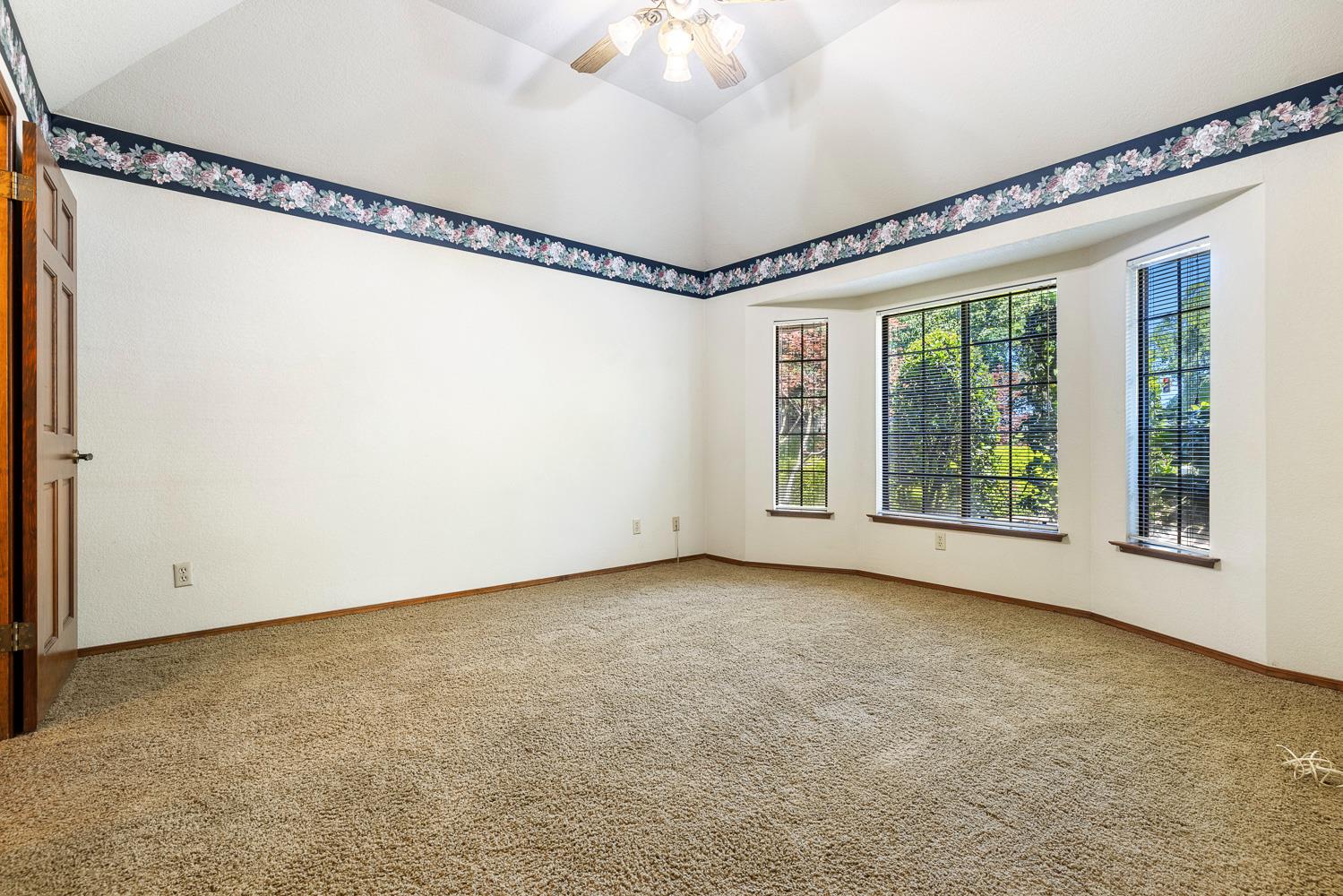 255 E shepherd Ave, Fresno, CA 93720