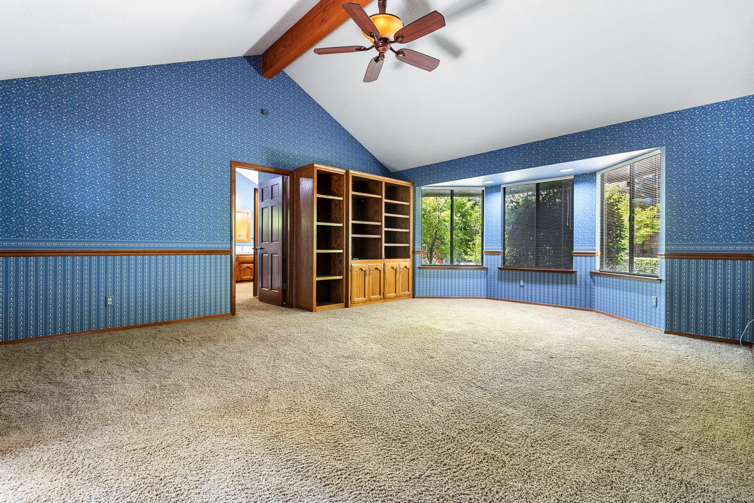 255 E shepherd Ave, Fresno, CA 93720