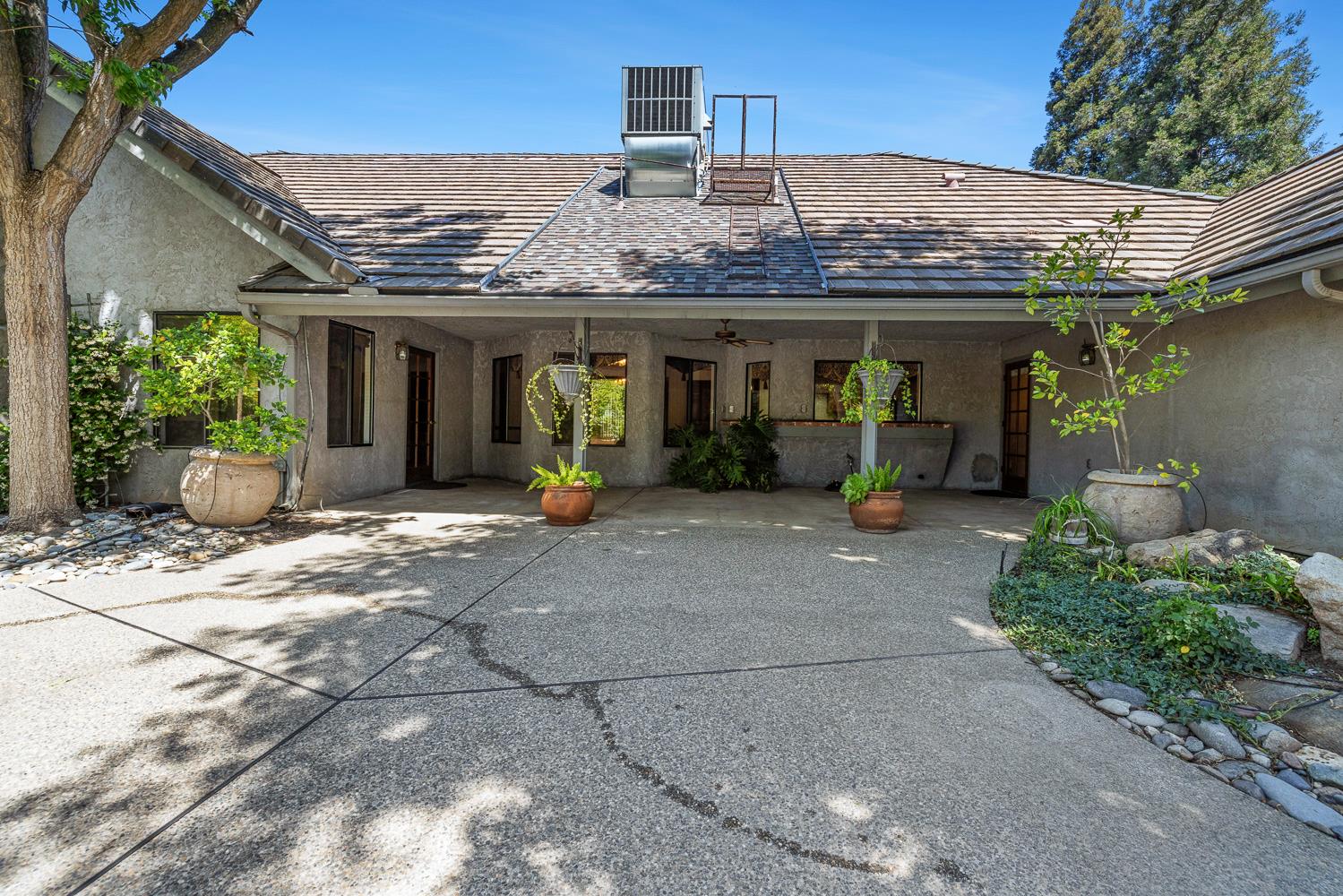 255 E shepherd Ave, Fresno, CA 93720