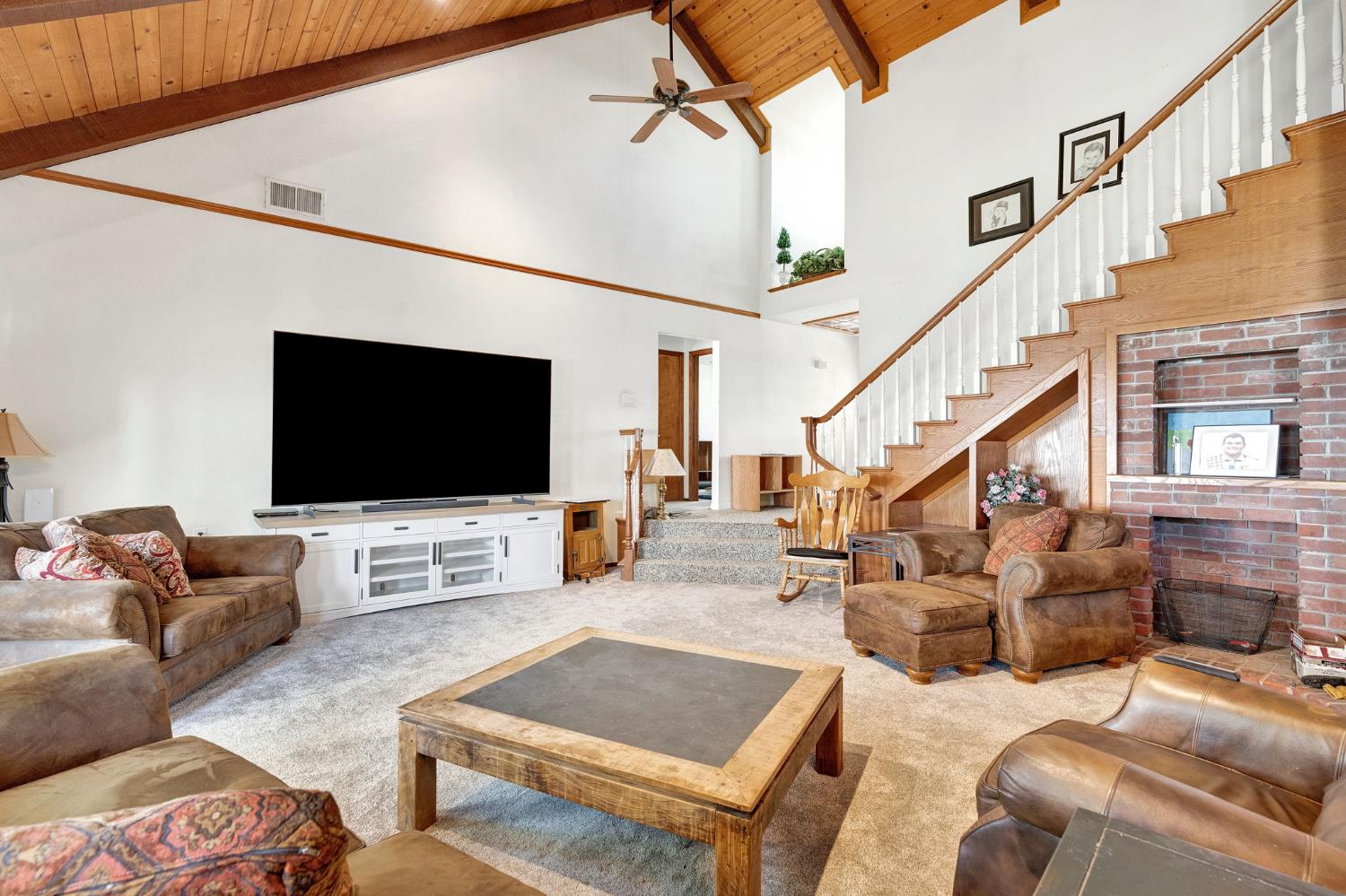 13324 Elder Ave, Hanford, CA 93230