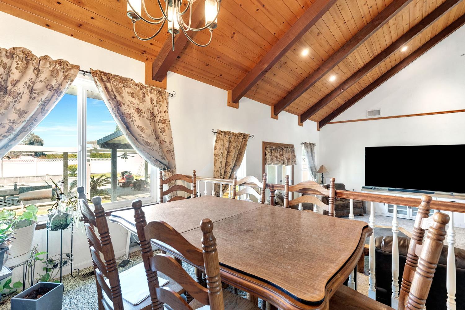 13324 Elder Ave, Hanford, CA 93230