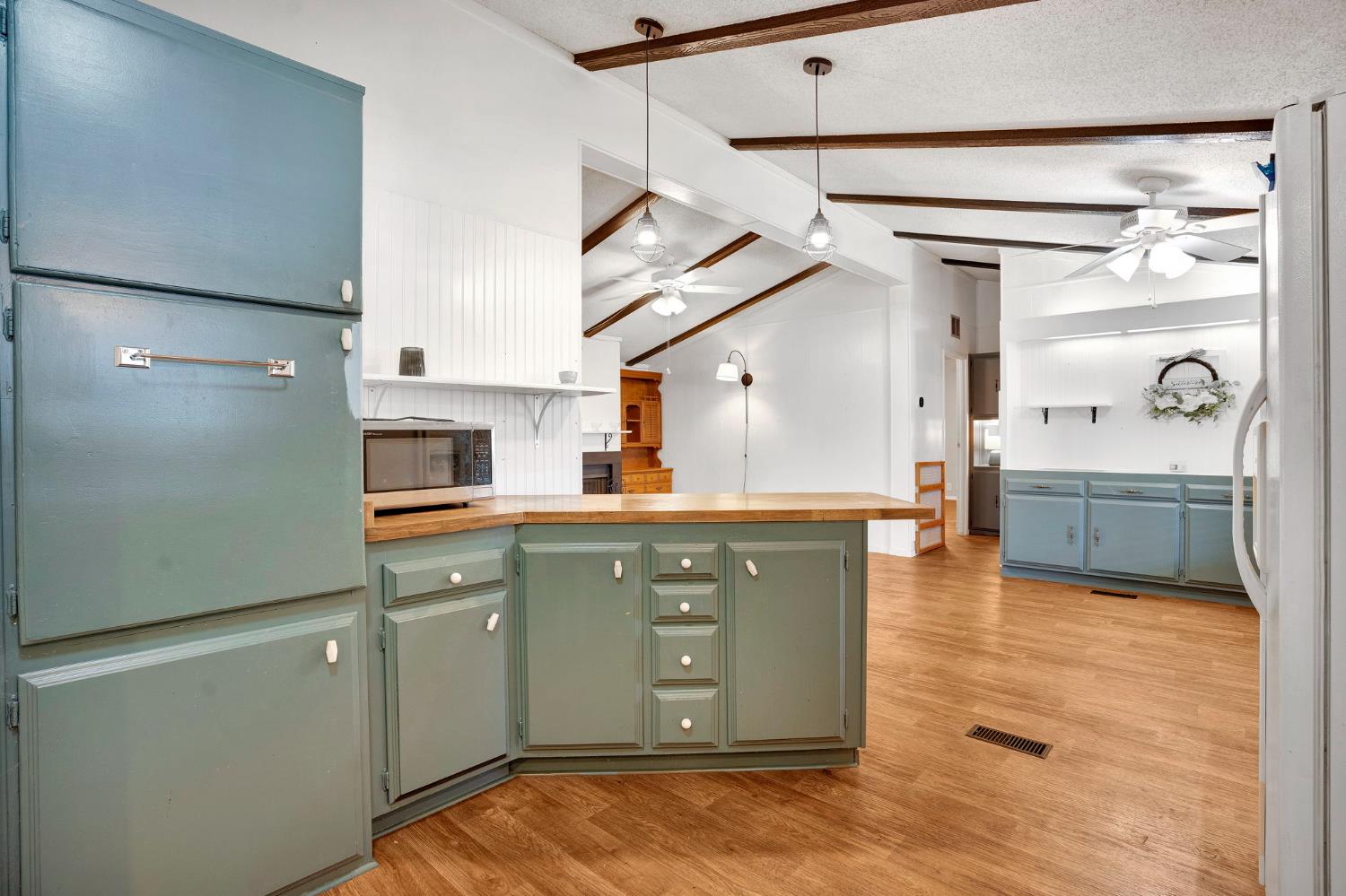 371 N Bethel Ave #70, Sanger, CA 93657