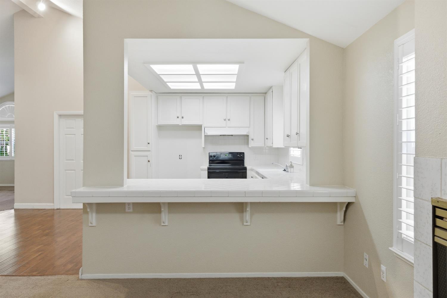 5215 W Fremont Ave, Fresno, CA 93722