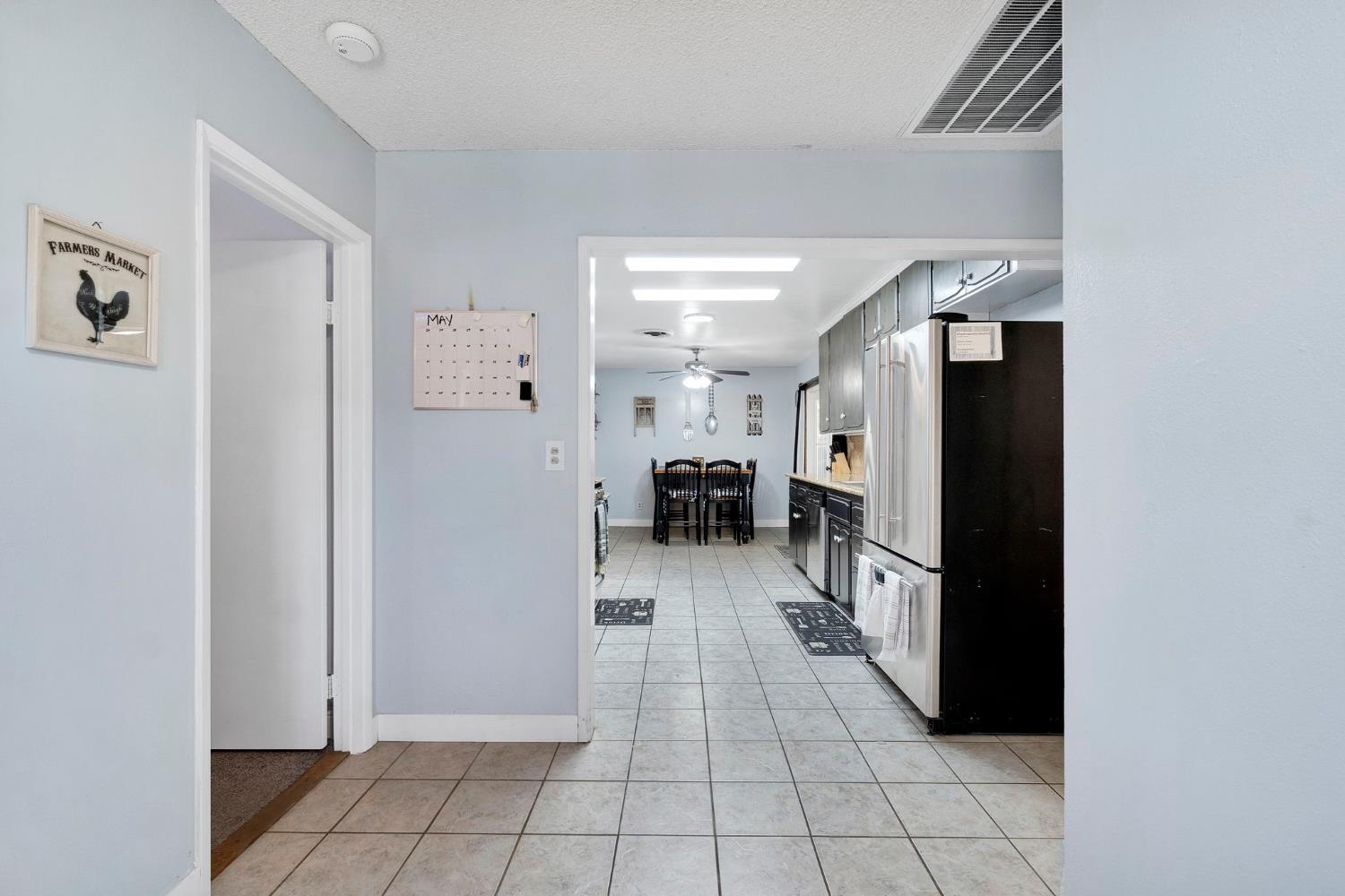 2461 16Th Ave, Kingsburg, CA 93631