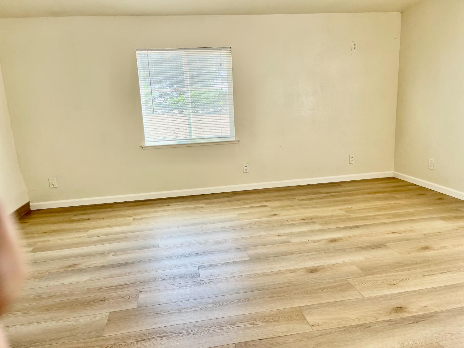 3142 W Jensen, Fresno, CA 93706