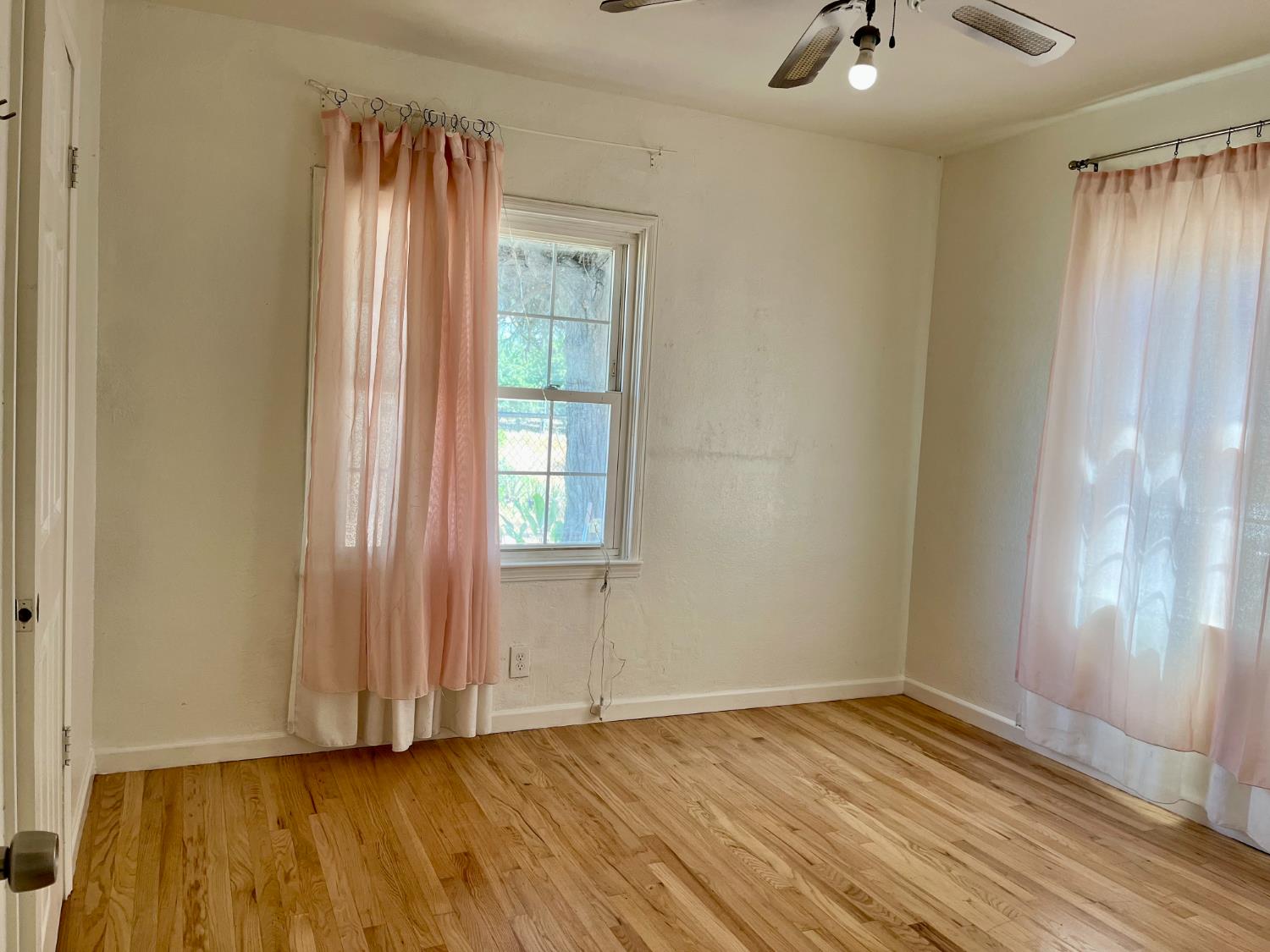 3142 W Jensen, Fresno, CA 93706