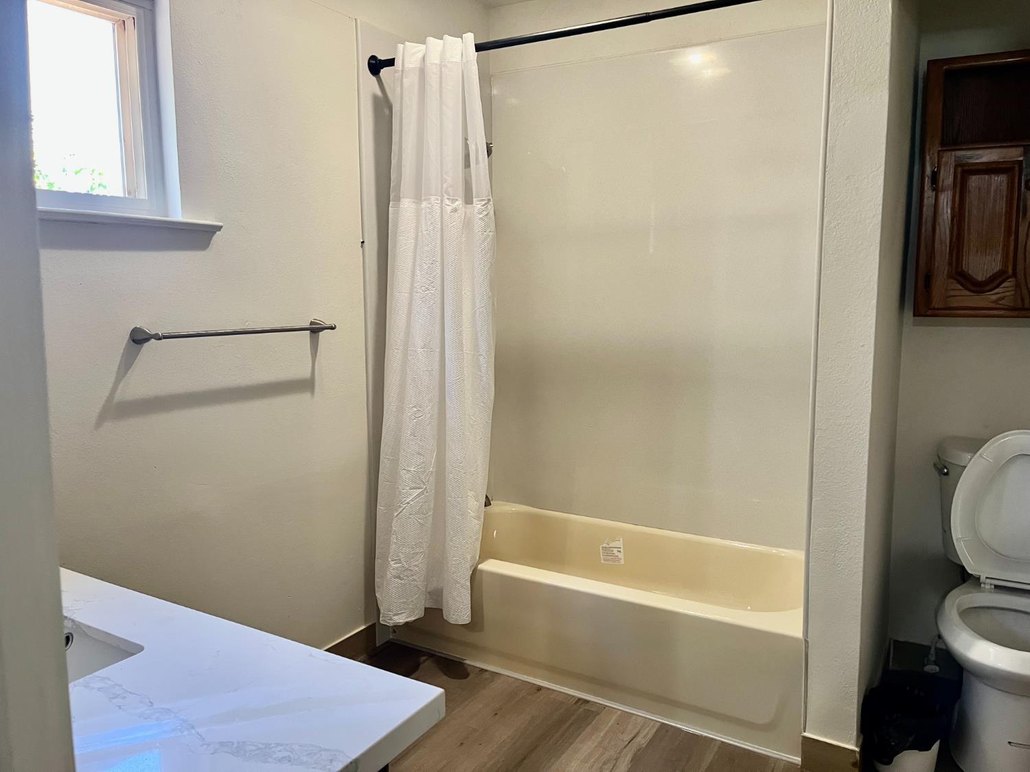 3142 W Jensen, Fresno, CA 93706