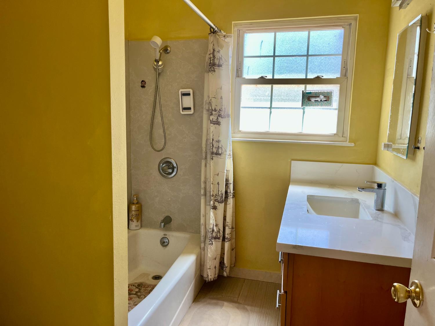 3142 W Jensen, Fresno, CA 93706