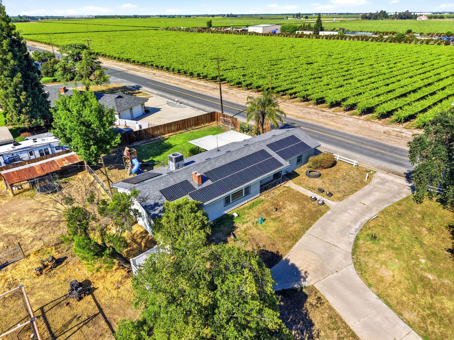 12586 Avenue 232, Tulare, CA 93274