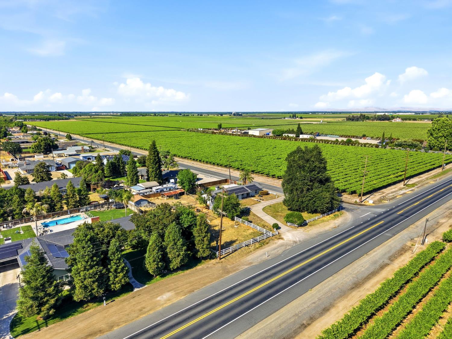 12586 Avenue 232, Tulare, CA 93274