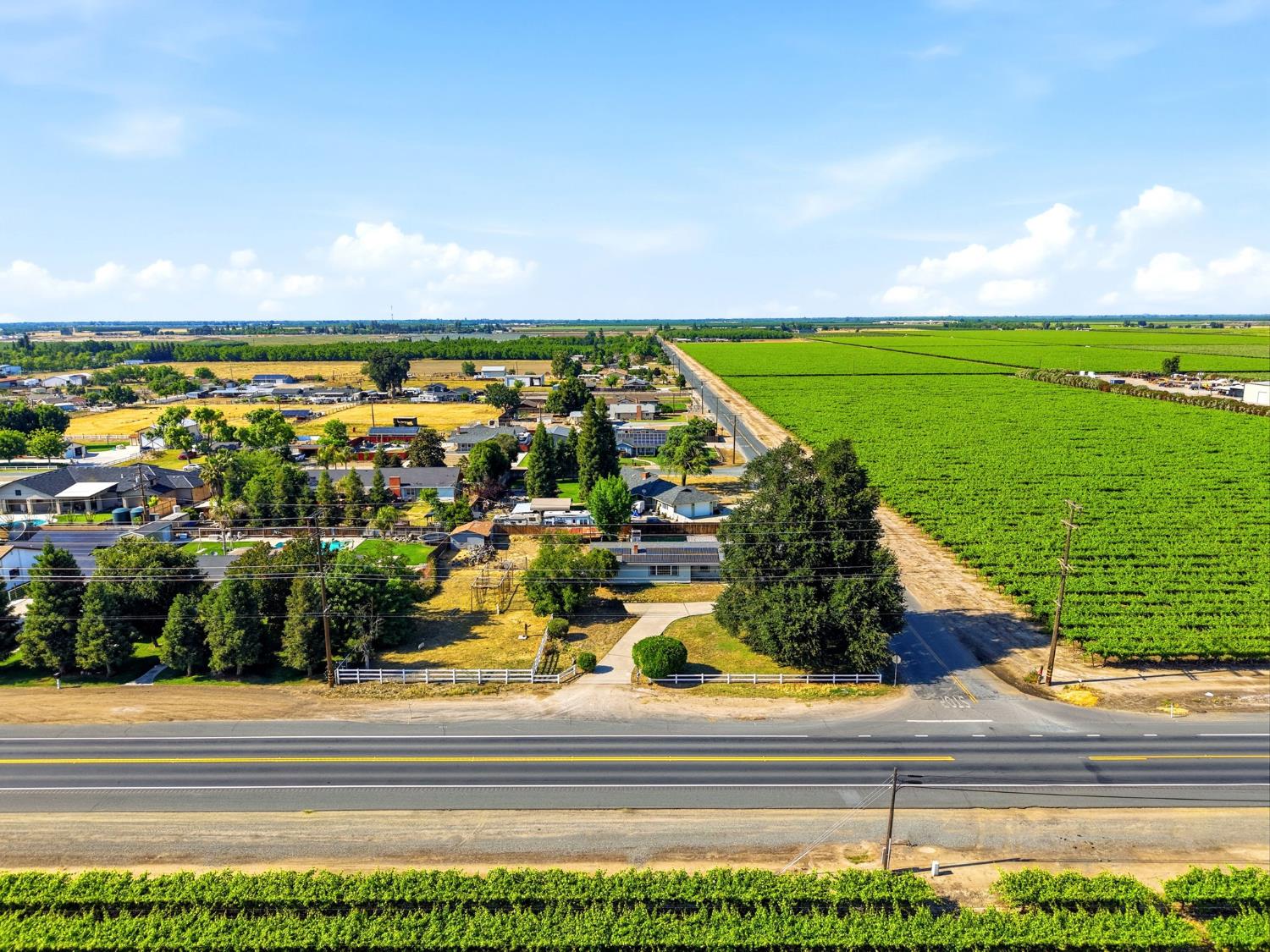 12586 Avenue 232, Tulare, CA 93274