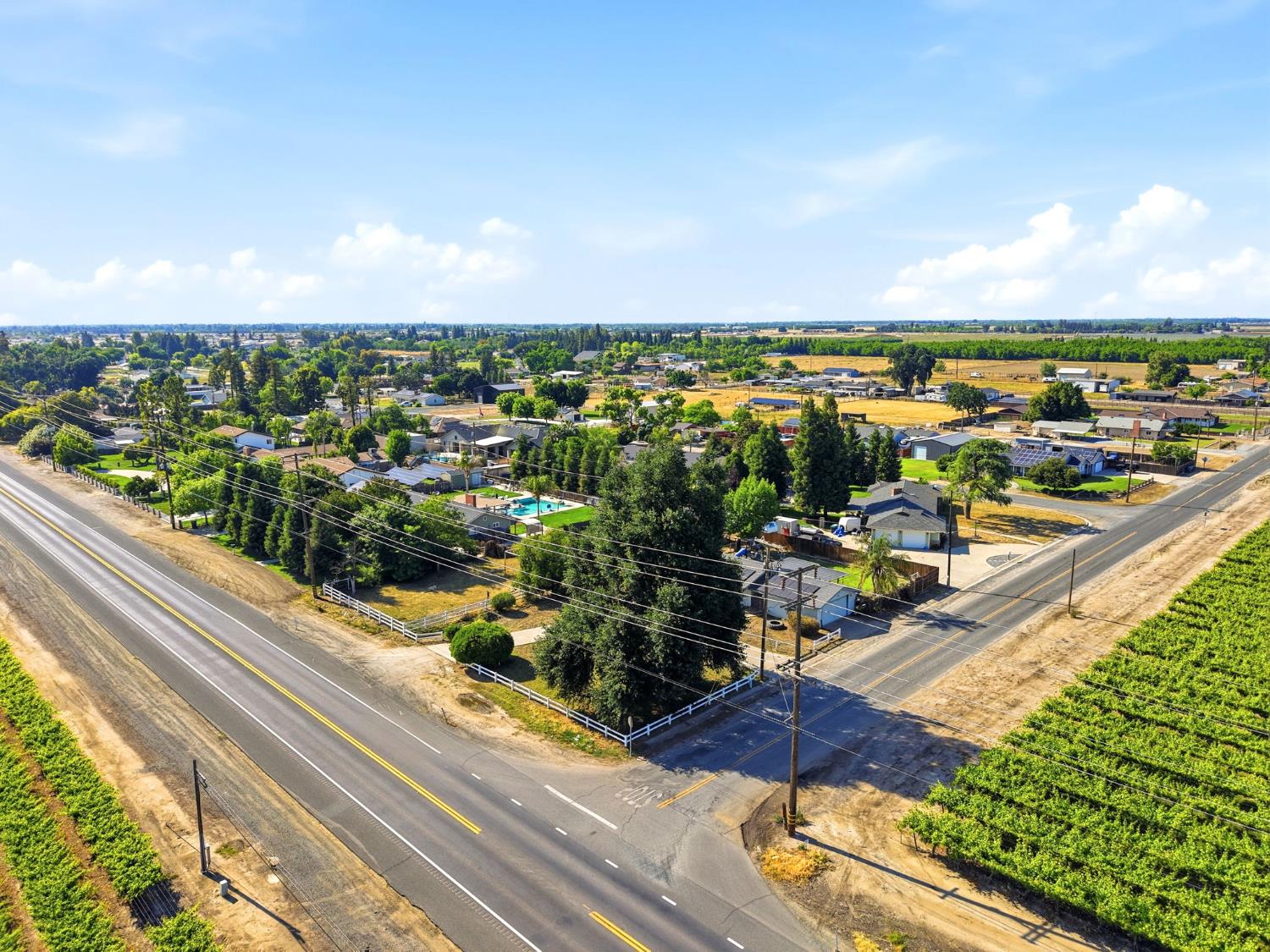 12586 Avenue 232, Tulare, CA 93274