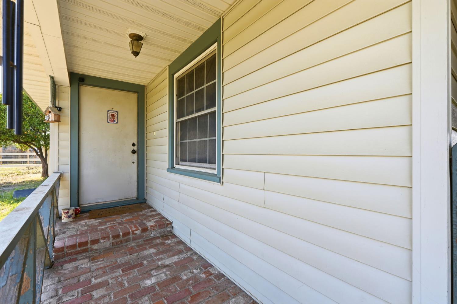 12586 Avenue 232, Tulare, CA 93274