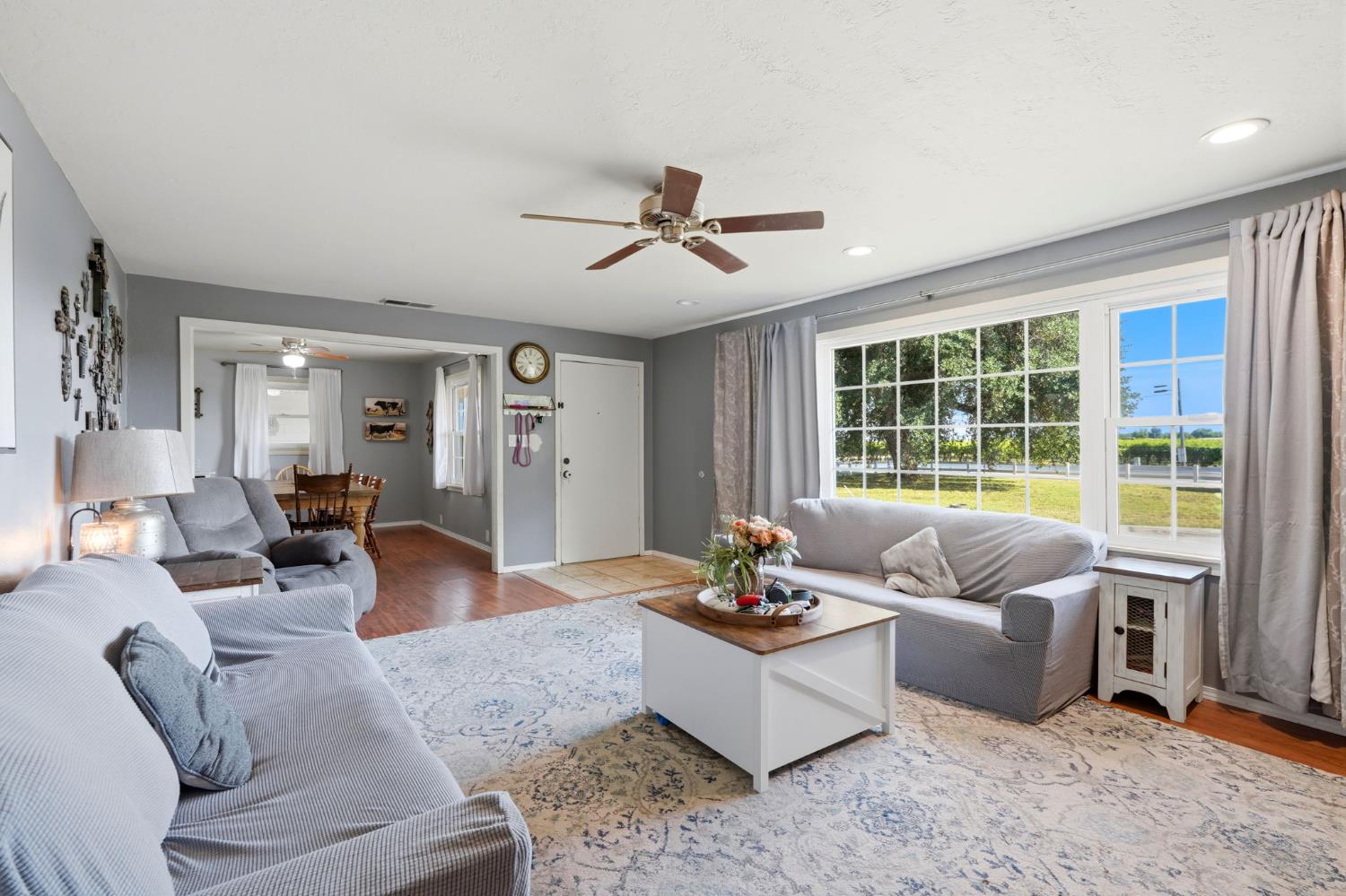 12586 Avenue 232, Tulare, CA 93274