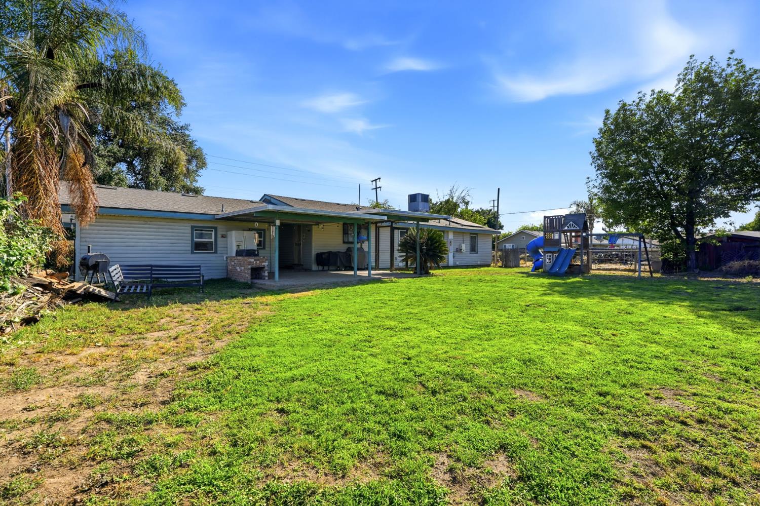 12586 Avenue 232, Tulare, CA 93274
