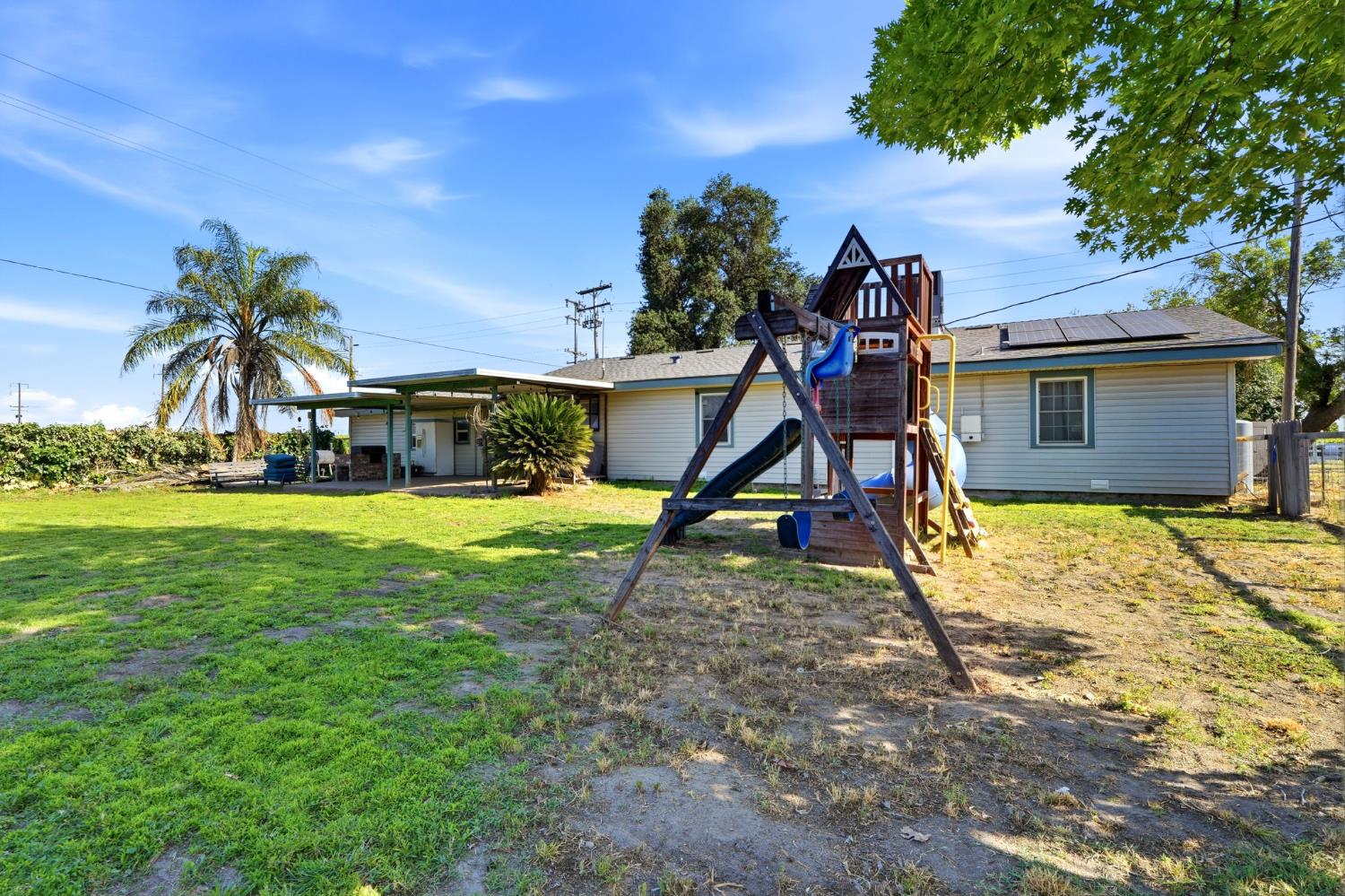 12586 Avenue 232, Tulare, CA 93274