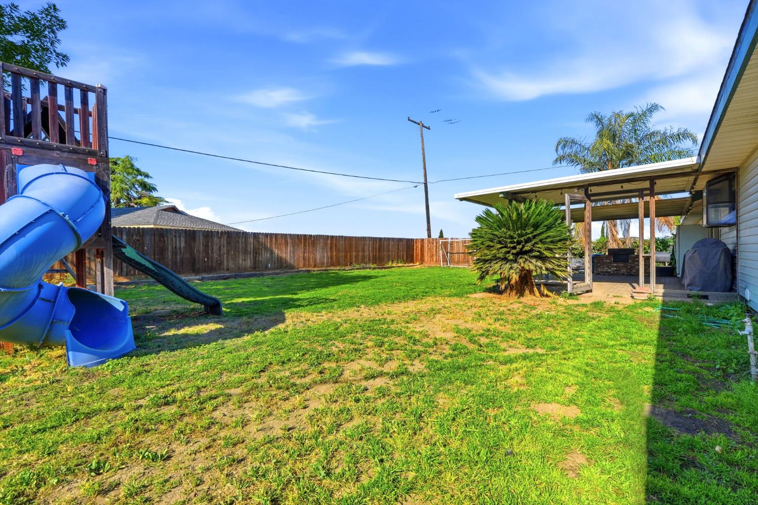 12586 Avenue 232, Tulare, CA 93274