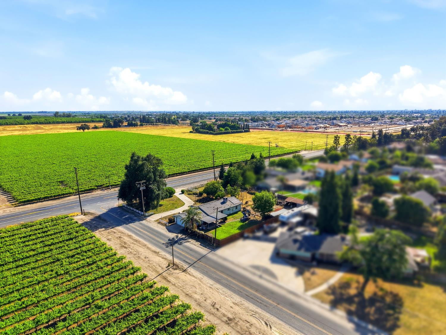 12586 Avenue 232, Tulare, CA 93274