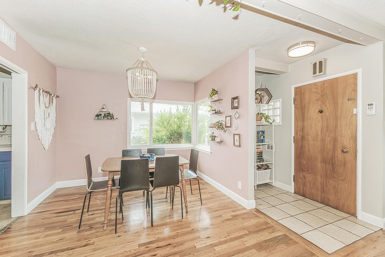 2836 N Arthur Ave, Fresno, CA 93705