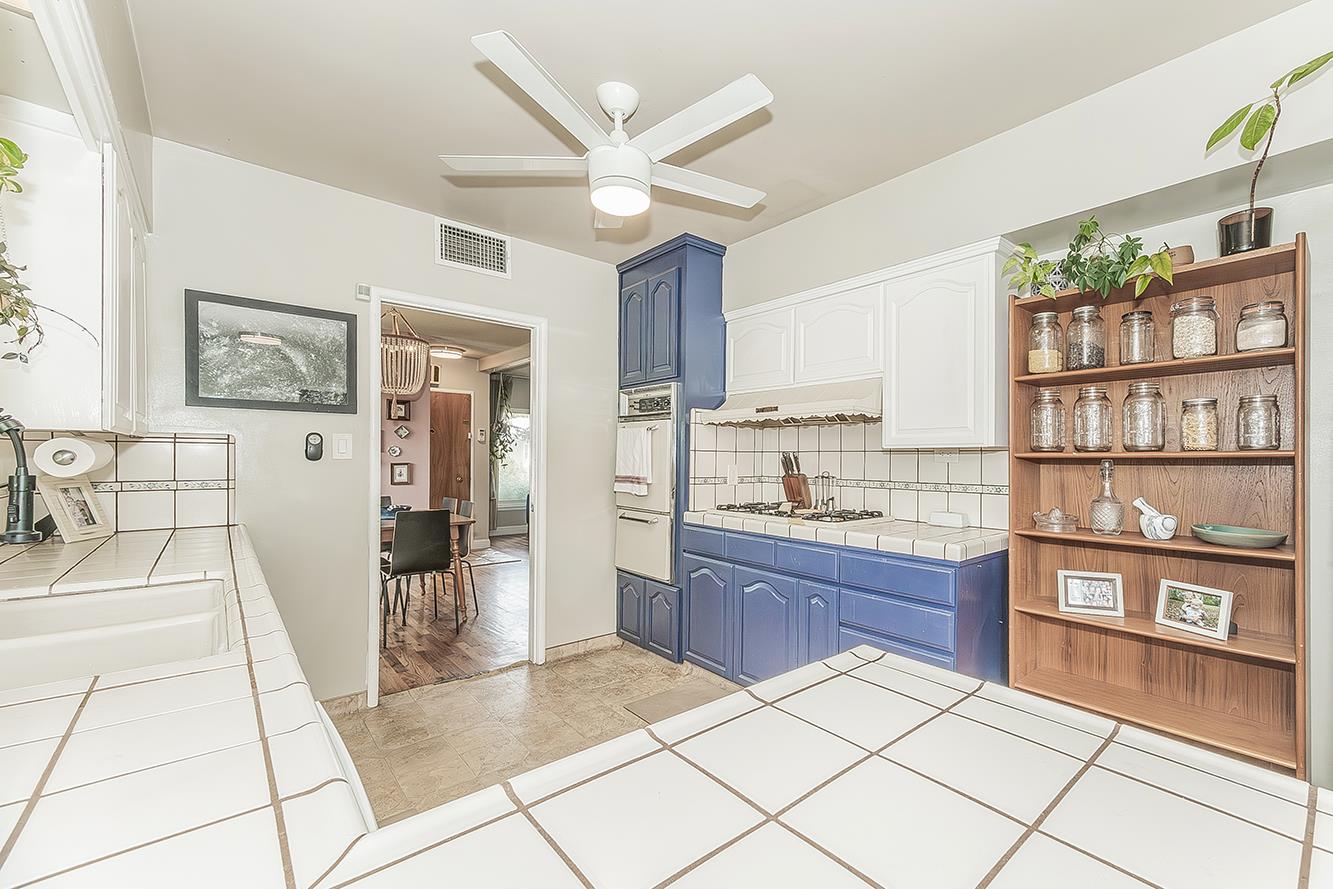 2836 N Arthur Ave, Fresno, CA 93705