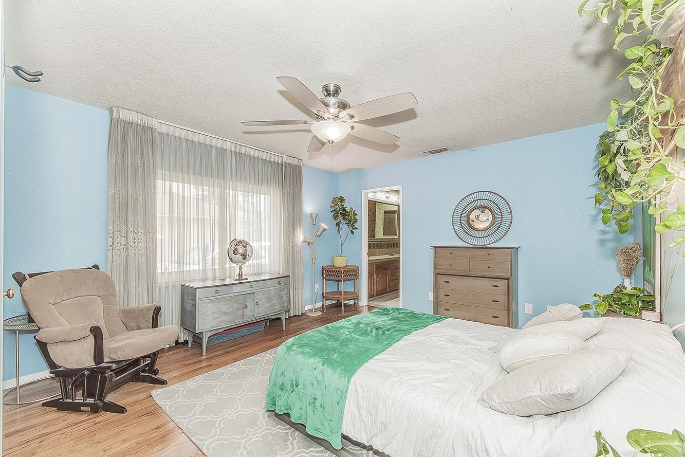 2836 N Arthur Ave, Fresno, CA 93705