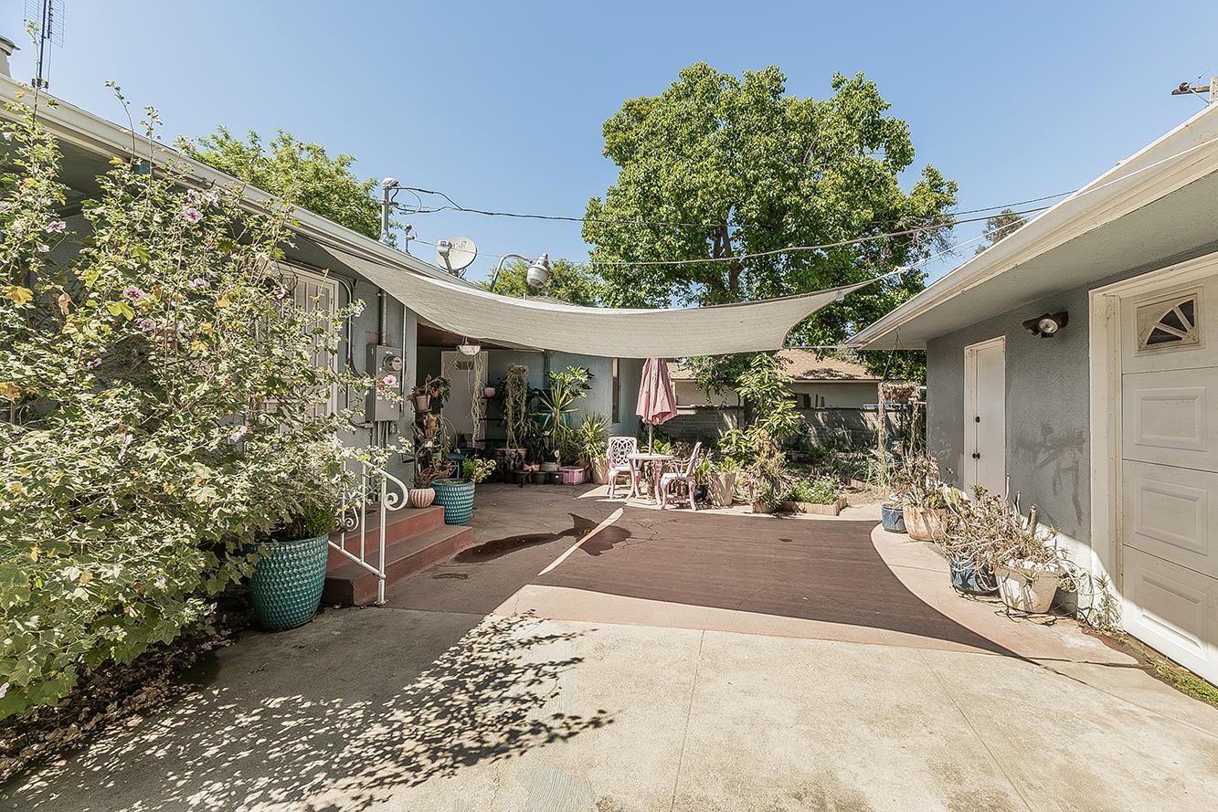 2836 N Arthur Ave, Fresno, CA 93705