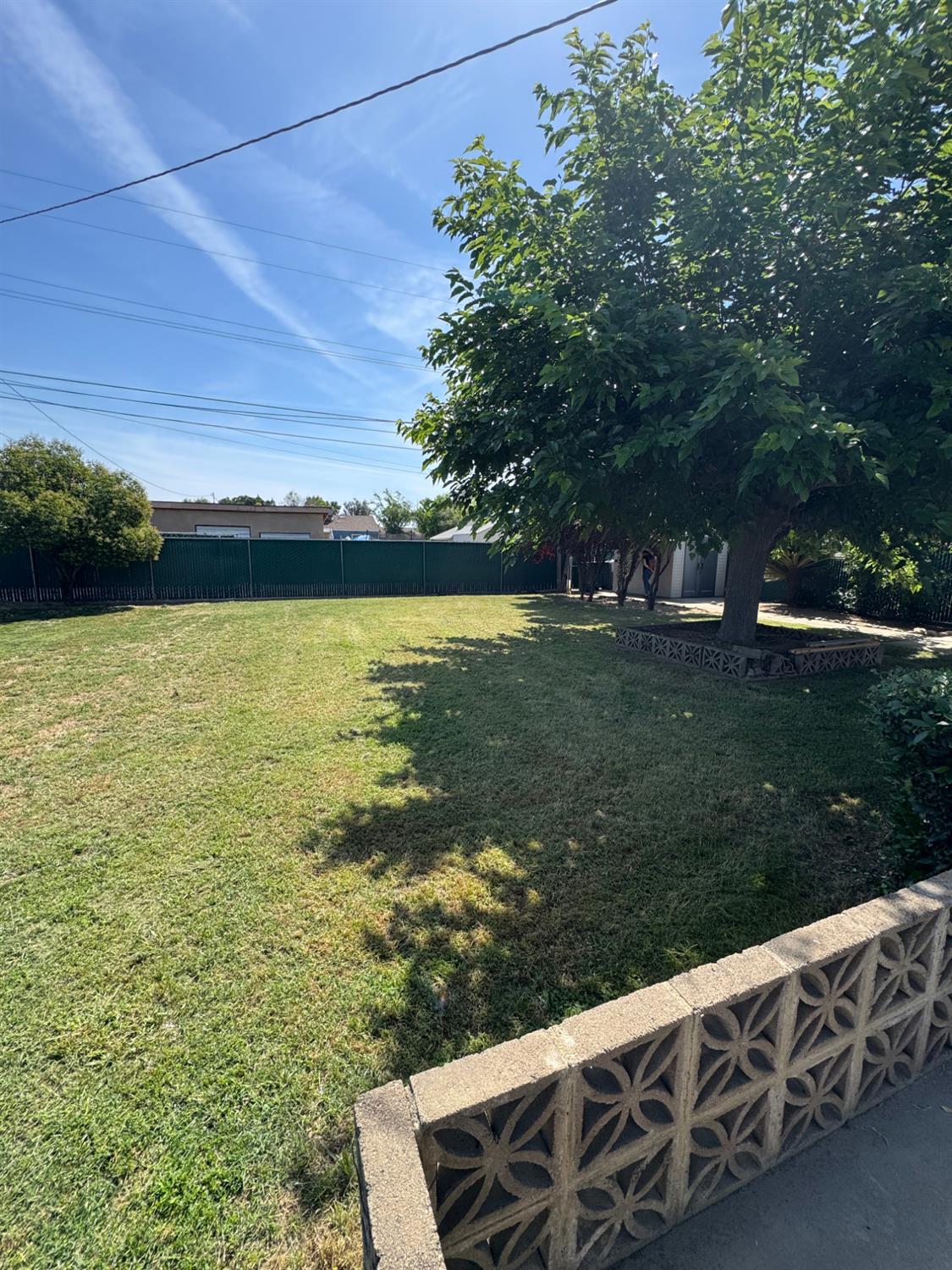 517 Fairview Ave, Madera, CA 93637