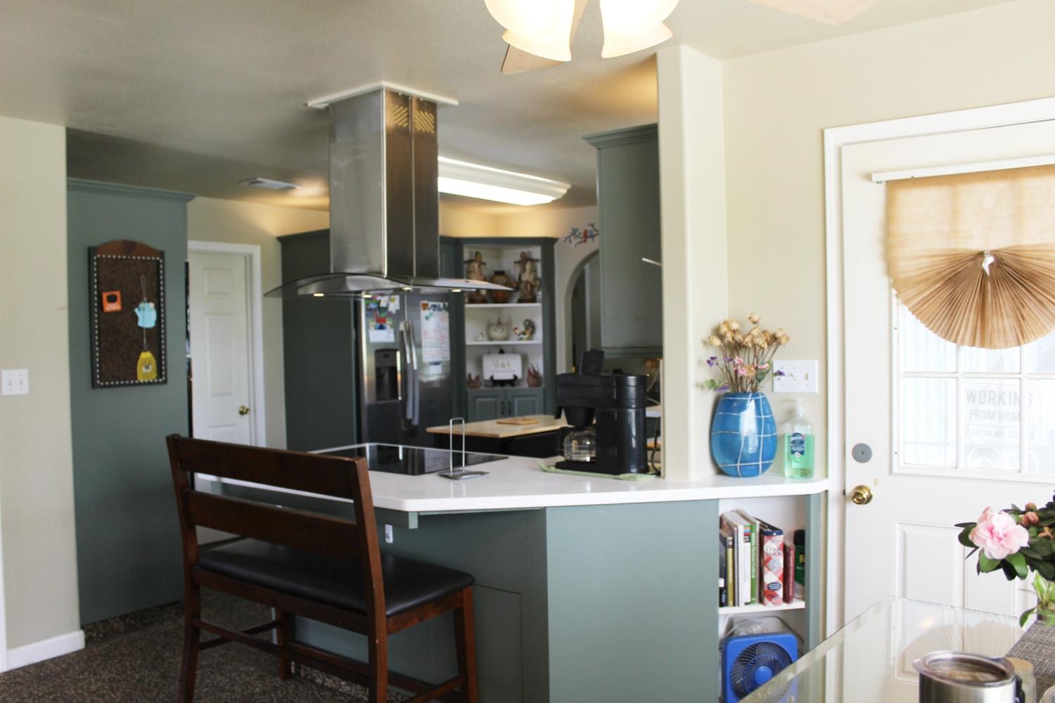 2307 N Hayes Ave, Fresno, CA 93723